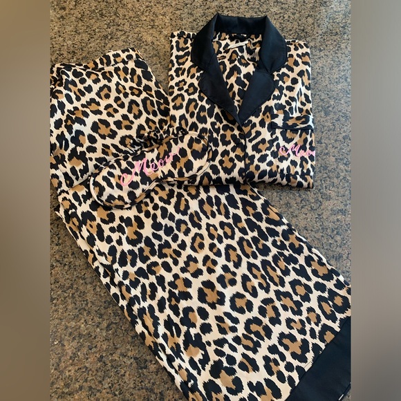 kate spade Other - Kate Spade pajama set. EUC & Gorgeous!!